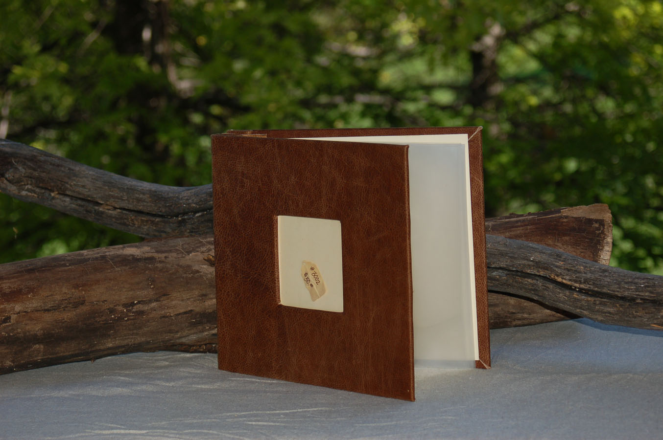 8.5x8.5photoalbumdisbrown.jpg